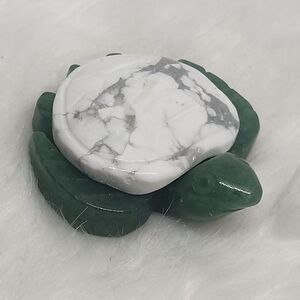 Crystal Turtle – Green Aventurine with Howlite Shell 🐢